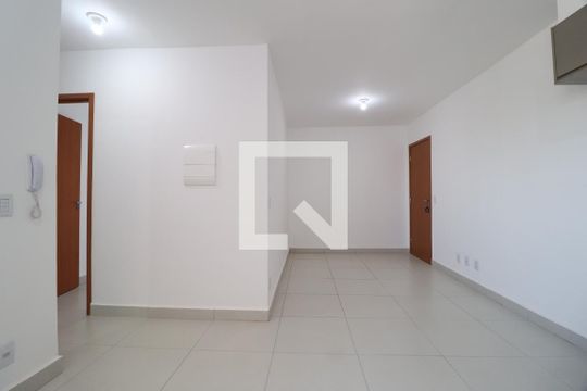 Sala de apartamento para alugar com 2 quartos, 58m² em Novo Mundo, Uberlândia