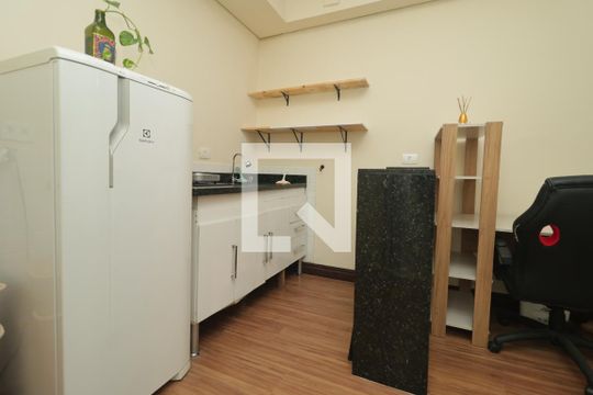 Kitnet de kitnet/studio para alugar com 1 quarto, 20m² em Cambuci, São Paulo