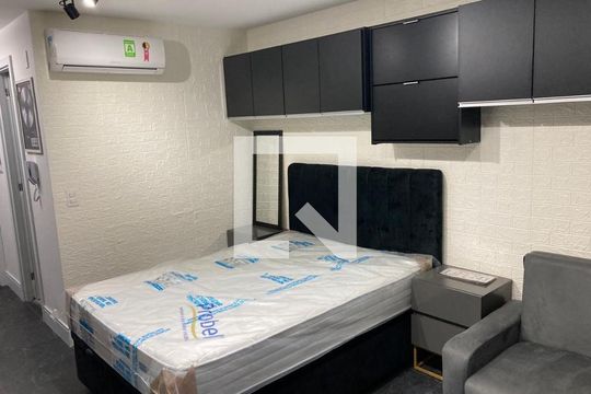 Studio de kitnet/studio para alugar com 1 quarto, 25m² em Auxiliadora, Porto Alegre