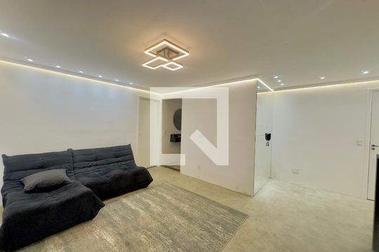 Sala de apartamento para alugar com 1 quarto, 48m² em Vila Itapegica, Guarulhos