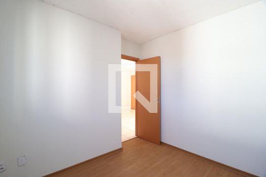 Quarto 2 de apartamento para alugar com 2 quartos, 41m² em Chácaras Tubalina E Quartel, Uberlândia