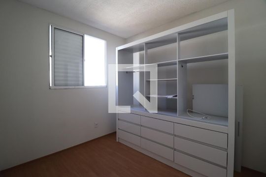 Quarto 1 de apartamento para alugar com 2 quartos, 41m² em Chácaras Tubalina E Quartel, Uberlândia