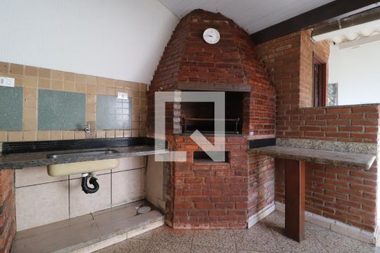 Cozinha de casa para alugar com 3 quartos, 140m² em Jardim Karaíba, Uberlândia