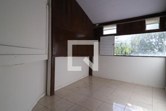 Quarto 1 de casa para alugar com 3 quartos, 140m² em Jardim Karaíba, Uberlândia