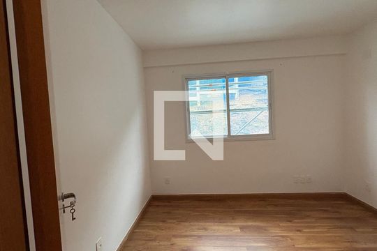 Quarto 1 de apartamento para alugar com 2 quartos, 72m² em Valparaíso, Petrópolis