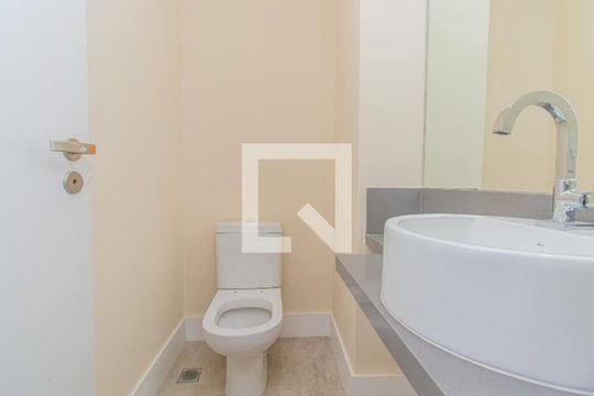 Banheiro de apartamento à venda com 2 quartos, 84m² em Vila Dom Pedro I, São Paulo