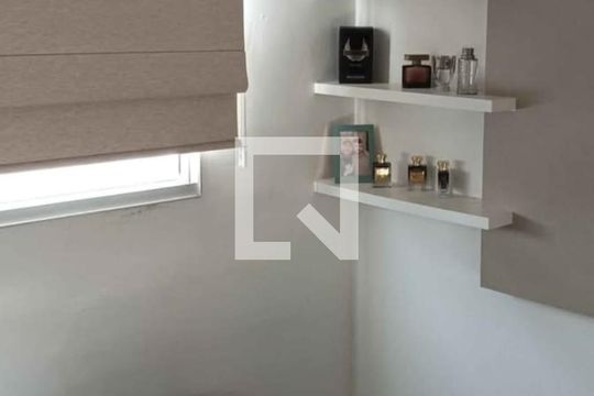 Apartamento para alugar com 2 quartos, 50m² em Parque Joquei Club, Campos dos Goytacazes