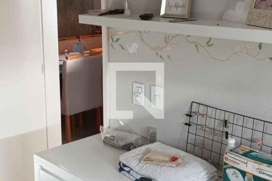 Apartamento para alugar com 2 quartos, 50m² em Parque Joquei Club, Campos dos Goytacazes
