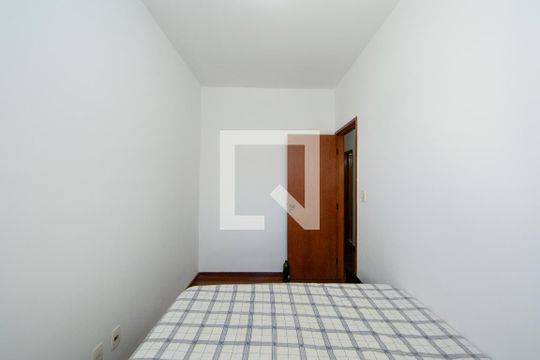 Quarto de apartamento à venda com 3 quartos, 70m² em Buritis, Belo Horizonte