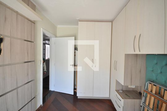 Quarto 2 de casa à venda com 7 quartos, 360m² em Vila Irmaos Arnoni, São Paulo