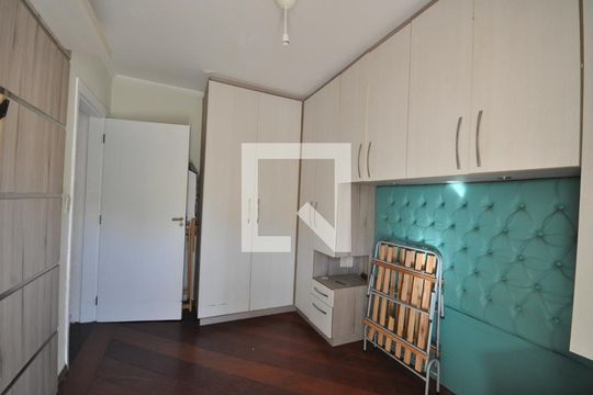 Quarto 2 de casa à venda com 7 quartos, 360m² em Vila Irmaos Arnoni, São Paulo