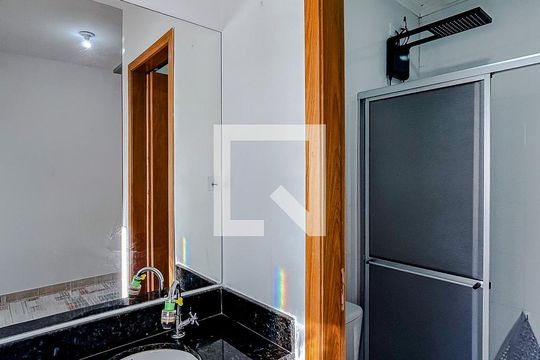 Banheiro de apartamento para alugar com 1 quarto, 36m² em Tatuapé, São Paulo