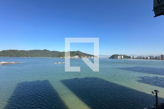Vista da Sala de apartamento para alugar com 3 quartos, 149m² em Itararé, São Vicente
