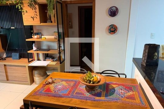 Apartamento para alugar com 2 quartos, 82m² em Teixeiras, Juiz de Fora