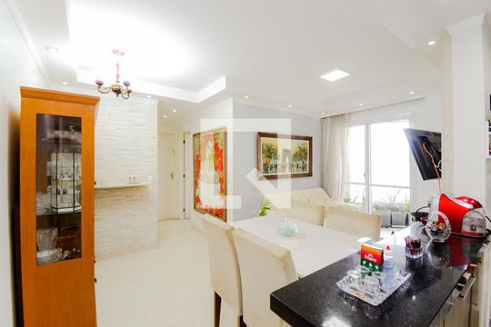 Apartamento à venda com 2 quartos, 55m² em Vila Endres, Guarulhos