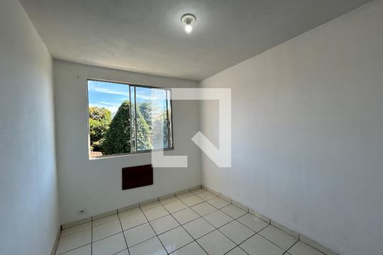Quarto 1 de apartamento para alugar com 2 quartos, 60m² em Jacarepaguá, Rio de Janeiro