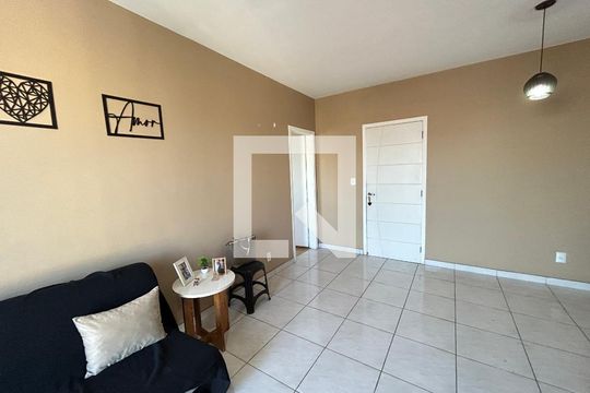 Sala de apartamento à venda com 2 quartos, 75m² em Campinho, Rio de Janeiro