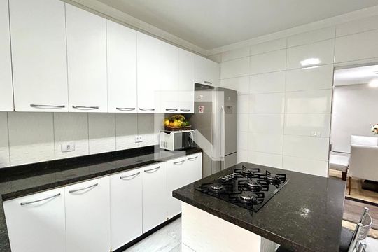 Cozinha de casa para alugar com 3 quartos, 170m² em Jardim Santa Mena, Guarulhos