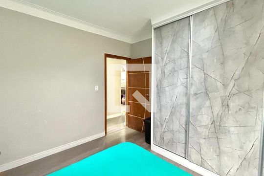 Quarto 2 de casa para alugar com 3 quartos, 170m² em Jardim Santa Mena, Guarulhos