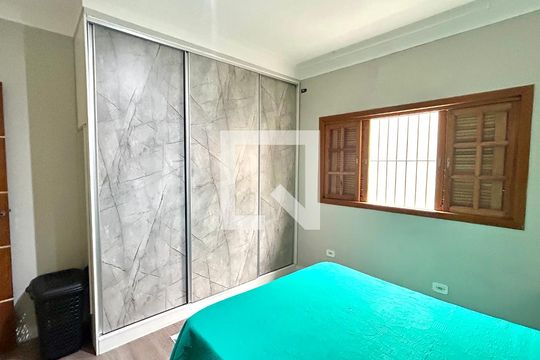 Quarto 2 de casa para alugar com 3 quartos, 170m² em Jardim Santa Mena, Guarulhos