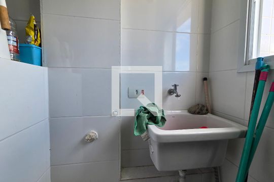 Área de Serviço de apartamento para alugar com 2 quartos, 100m² em Guilhermina, Praia Grande