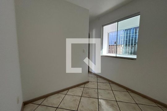 Quarto 2 de casa para alugar com 3 quartos, 84m² em Saco dos Limões, Florianópolis