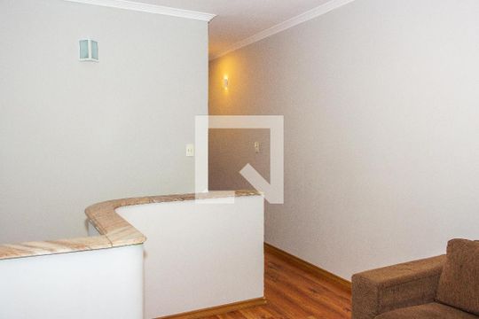 Sala de TV de casa para alugar com 3 quartos, 240m² em Vila do Castelo, São Paulo