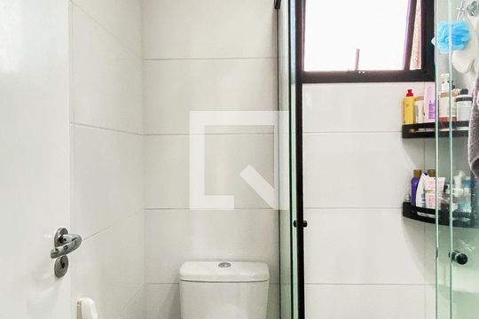 Banheiro  de apartamento à venda com 2 quartos, 40m² em Cidade Patriarca, São Paulo