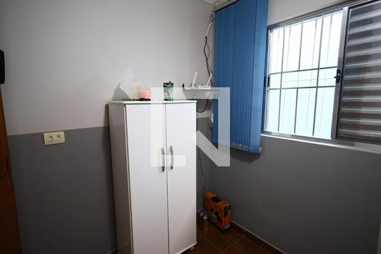Quarto 1 de casa para alugar com 3 quartos, 140m² em Jaguaribe, Osasco