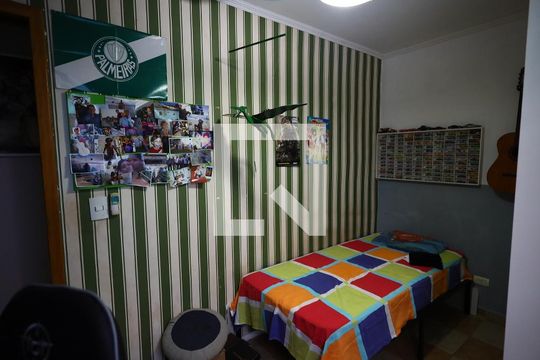 Quarto 2 de casa para alugar com 3 quartos, 140m² em Jaguaribe, Osasco