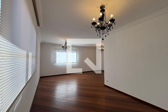  Sala de apartamento para alugar com 3 quartos, 180m² em Indianópolis, São Paulo