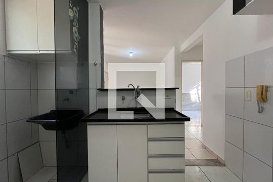 Cozinha e Área de Serviço de apartamento à venda com 2 quartos, 50m² em Cabral, Contagem