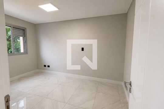 Quarto 1 de apartamento para alugar com 2 quartos, 45m² em Parque Cisper, São Paulo