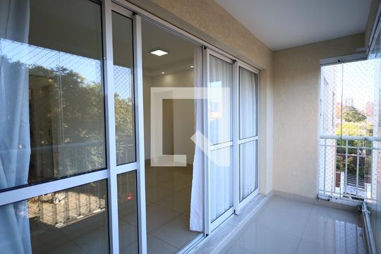 Sala de apartamento à venda com 3 quartos, 87m² em Vila Campesina, Osasco
