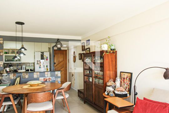 Sala de apartamento à venda com 4 quartos, 93m² em Barra Funda, São Paulo