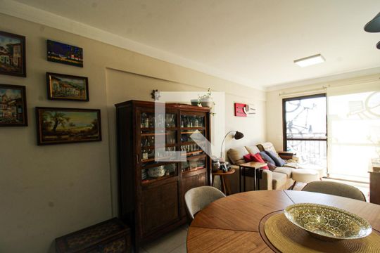 Sala de apartamento à venda com 4 quartos, 93m² em Barra Funda, São Paulo