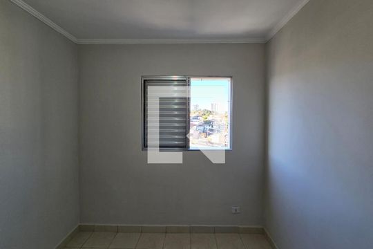Quarto 01 de apartamento para alugar com 2 quartos, 48m² em Vila Galvão, Guarulhos
