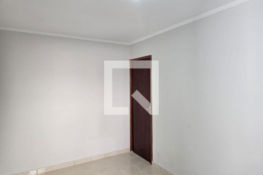 Quarto 02 de apartamento para alugar com 2 quartos, 48m² em Vila Galvão, Guarulhos