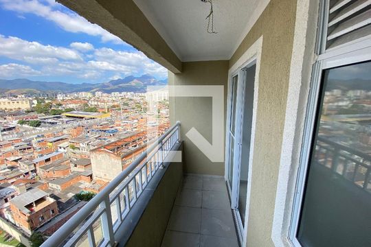 Apartamento para alugar com 2 quartos, 44m² em Del Castilho, Rio de Janeiro