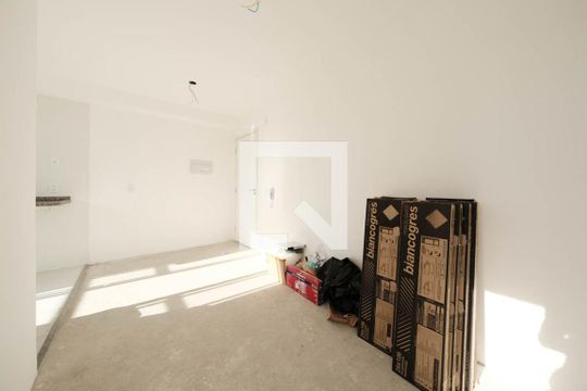 Sala/Cozinha de apartamento à venda com 2 quartos, 36m² em Vila Ré, São Paulo