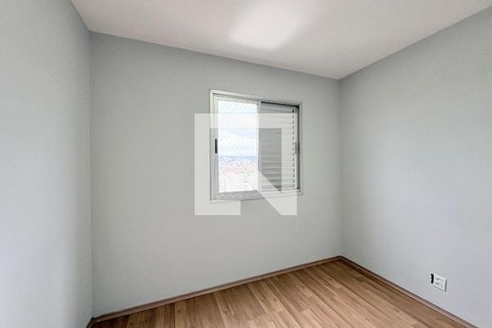 Quarto 1 de apartamento para alugar com 2 quartos, 44m² em Vila Cruz das Almas, São Paulo