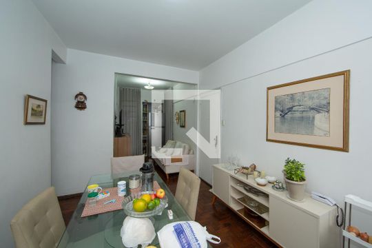 SALA de apartamento à venda com 2 quartos, 70m² em Barro Preto, Belo Horizonte