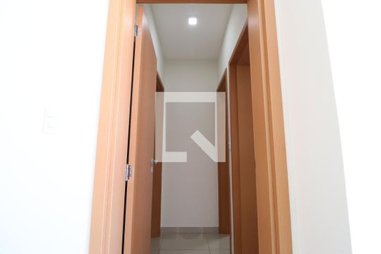 Apartamento para alugar com 2 quartos, 55m² em Santa Mônica, Uberlândia