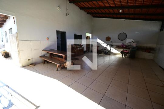 Casa à venda com 3 quartos, 100m² em Residencial Real Conquista, Goiânia