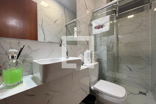Banheiro Social de apartamento à venda com 2 quartos, 93m² em Castelo, Belo Horizonte