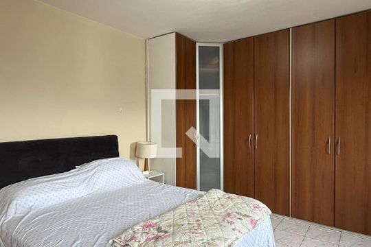 Quarto de apartamento para alugar com 1 quarto, 60m² em Embaré, Santos