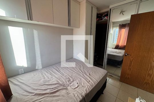 Suíte  de apartamento à venda com 1 quarto, 42m² em Samambaia, Brasília