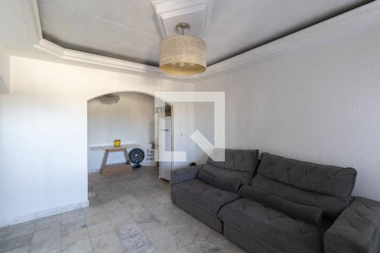 Sala de casa para alugar com 3 quartos, 438m² em Vila Brasil, São Paulo