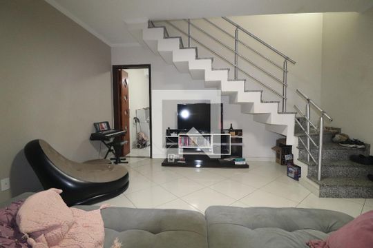 Sala de casa à venda com 3 quartos, 148m² em Vila Santa Teresa, Santo André