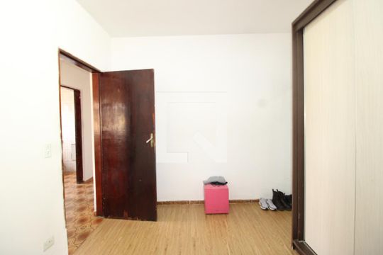 Quarto 1 de casa à venda com 3 quartos, 390m² em Itaquera, São Paulo